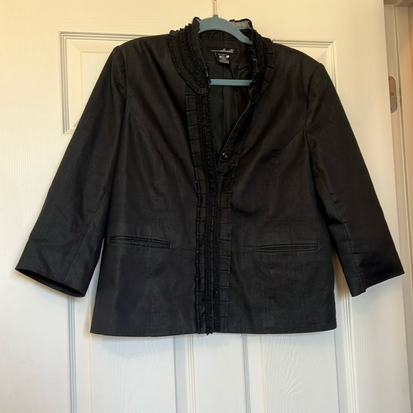 XL 3/4 Sleeve Black Sheen Ruffle Trim Blazer - Picture 1 of 7